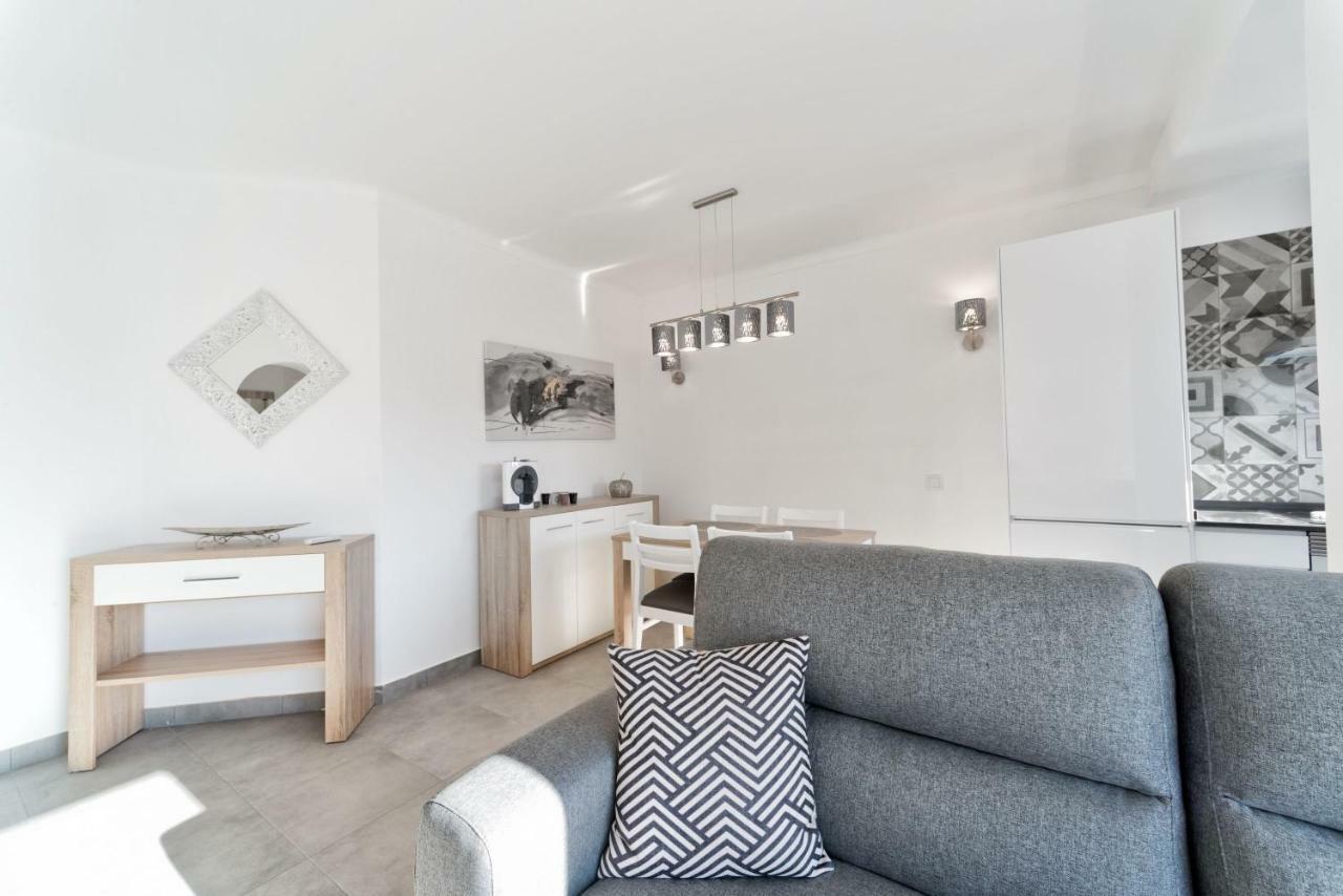 By The Sea -Vr Apartment ปอร์ติเมา ภายนอก รูปภาพ